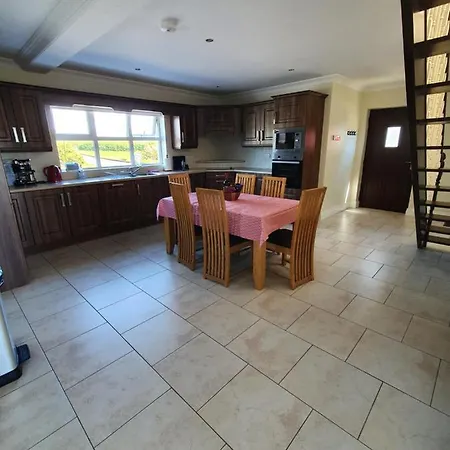 Coastal Chalet Holiday home