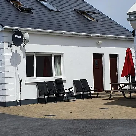 Coastal Chalet Carna